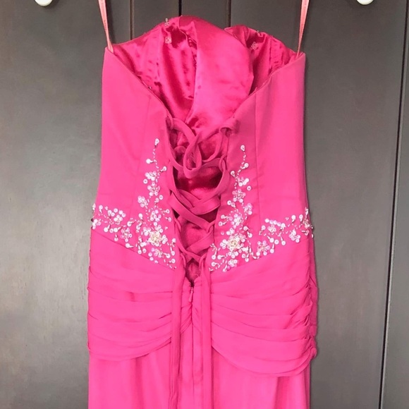 Pink prom dress - Picture 3 of 3